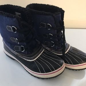 Snow Boots Lace Up